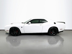 Used 2017  Dodge Challenger 2d Coupe SRT Hellcat at Graham Auto Mall near Mansfield&comma; OH