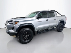 Used 2025  Chevrolet Colorado 4WD Crew Cab ZR2 at Dutro Auto near Zanesville&comma; OH