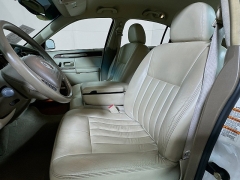 Used 2004  Lincoln Town Car 4d Sedan Signature at Graham Auto Mall near Mansfield&comma; OH