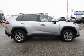 Used 2025  Toyota RAV4 Hybrid XLE AWD at Dutro Auto near Zanesville&comma; OH