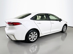 Used 2020  Toyota Corolla 4d Sedan LE at Dutro Auto near Zanesville&comma; OH