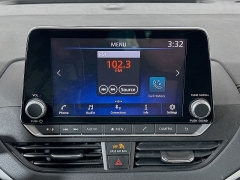 Used 2022  Nissan Altima 2.5 SR Sedan at Graham Auto Mall near Mansfield, OH