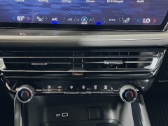 New 2026  Chevrolet Traverse AWD 4dr LT w/2LT at Graham Auto Mall near Mansfield, OH