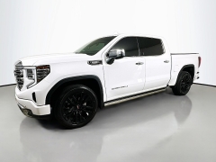 Used 2024  GMC Sierra 1500 4WD Crew Cab 147" Denali at Dutro Auto near Zanesville&comma; OH