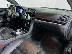 Used 2017  Chrysler 300 4d Sedan AWD S at Dutro Auto near Zanesville&comma; OH