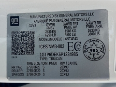 Used 2023  GMC Canyon 4WD Crew Cab AT4 at Dutro Auto near Zanesville, OH