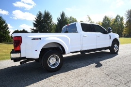 Used 2022  Ford Super Duty F-350 4WD LARIAT Crew Cab DRW 8' Box at Dutro Auto near Zanesville, OH