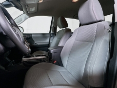 Used 2023  Toyota Tacoma 4WD SR5 Double Cab 5ft Bed V6 AT at Dutro Auto near Zanesville&comma; OH