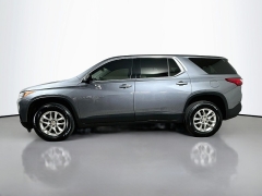 Used 2020  Chevrolet Traverse 4d SUV FWD LS w&sol;1LS at Dutro Auto near Zanesville&comma; OH