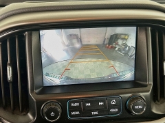 Used 2016  Chevrolet Colorado 4WD Crew Cab Z71 at Dutro Auto near Zanesville&comma; OH