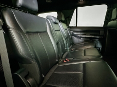 Used 2019  Ford Expedition 4d SUV 4WD XLT at Dutro Auto near Zanesville, OH