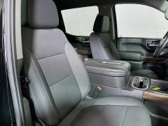 Used 2021  Chevrolet Silverado 1500 4WD Crew Cab 147" LT Trail Boss at Dutro Auto near Zanesville&comma; OH