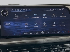 Used 2025  Chevrolet Traverse AWD 4dr LT w/2LT at Graham Auto Mall near Mansfield, OH