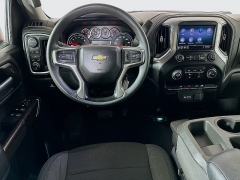 Used 2020  Chevrolet Silverado 1500 4WD Crew Cab LT at Dutro Auto near Zanesville&comma; OH