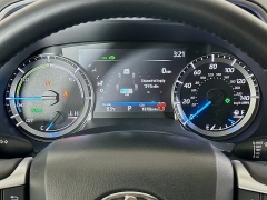 Used 2025  Toyota Highlander Hybrid XLE Nightshade AWD at Dutro Auto near Zanesville&comma; OH