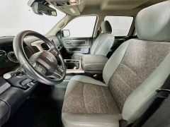 Used 2017  Ram 1500 4WD Crew Cab Big Horn at Dutro Auto near Zanesville&comma; OH