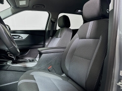 Used 2024  Chevrolet Blazer FWD 4dr LT w/2LT at Graham Auto Mall near Mansfield, OH