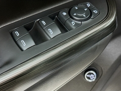 Used 2023  GMC Acadia AWD 4dr SLT at Dutro Auto near Zanesville&comma; OH