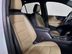 Used 2022  Chevrolet Equinox FWD 4dr Premier at Dutro Auto near Zanesville, OH