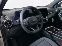 Used 2025  Chevrolet Equinox AWD 4dr LT w&sol;2LT at Dutro Auto near Zanesville&comma; OH