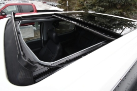 New 2025  Ford Super Duty F-250 4WD LARIAT Crew Cab SRW 6&period;75' Box at Graham Auto Mall near Mansfield&comma; OH