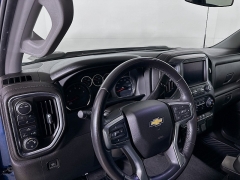 Used 2023  Chevrolet Silverado 2500HD 4WD Crew Cab 172" LT Dsl at Graham Auto Mall near Mansfield, OH