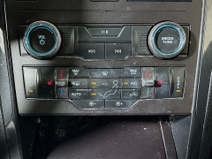 Used 2018  Ford Explorer 4d SUV 4WD XLT Ecoboost w&sol;Comfort Pkg at Dutro Auto near Zanesville&comma; OH