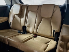Used 2023  Kia Carnival LX Seat Package FWD at Dutro Auto near Zanesville&comma; OH