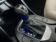 Used 2017  Hyundai Santa Fe Sport 4d SUV FWD 2.4L Popular at Graham Auto Mall near Mansfield, OH