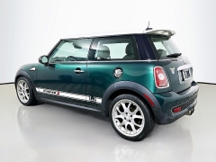 Used 2007  MINI Cooper Hardtop 2dr Cpe S at Dutro Auto near Zanesville&comma; OH