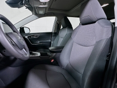 Used 2024  Toyota RAV4 XLE AWD at Graham Auto Mall near Mansfield&comma; OH