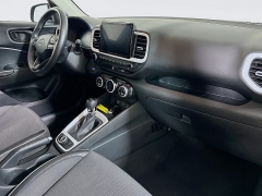 Used 2023  Hyundai Venue Limited IVT at Graham Auto Mall near Mansfield, OH