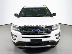Used 2017  Ford Explorer 4d SUV 4WD XLT at Dutro Auto near Zanesville&comma; OH