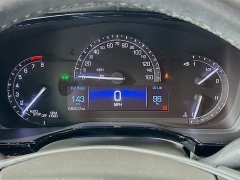 Used 2017  Cadillac XT5 4d SUV FWD Luxury at Dutro Auto near Zanesville, OH