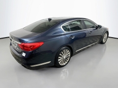 Used 2015  Kia K900 4d Sedan Luxury at Graham Auto Mall near Mansfield&comma; OH