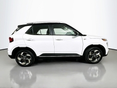 Used 2022  Hyundai Venue Limited IVT at Dutro Auto near Zanesville, OH