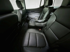 Used 2021  GMC Acadia AWD 4dr SLT at Dutro Auto near Zanesville&comma; OH