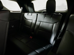 Used 2025  Ford Explorer ST-Line 4WD at Dutro Auto near Zanesville, OH