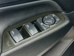 Used 2023  Chevrolet Equinox FWD 4dr LT w&sol;1LT at Dutro Auto near Zanesville&comma; OH