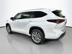 New 2026  Toyota Highlander Platinum AWD at Dutro Auto near Zanesville&comma; OH