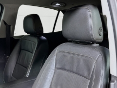 Used 2018  Chevrolet Equinox 4d SUV AWD Premier w/1LZ at Dutro Auto near Zanesville, OH