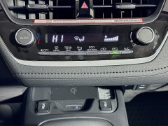 New 2026  Toyota Corolla Hybrid XLE FWD at Graham Auto Mall near Mansfield&comma; OH