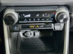 Used 2022  Toyota RAV4 LE AWD at Graham Auto Mall near Mansfield&comma; OH