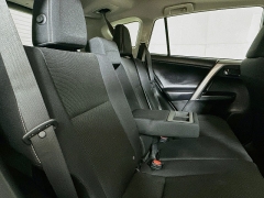 Used 2018  Toyota RAV4 4d SUV AWD XLE at Dutro Auto near Zanesville&comma; OH