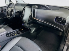 Used 2021  Toyota Prius Limited at Dutro Auto near Zanesville&comma; OH