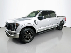 Used 2022  Ford F-150 4WD XLT SuperCrew 5&period;5' Box at Dutro Auto near Zanesville&comma; OH