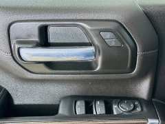 Used 2023  Chevrolet Silverado 2500HD 4WD Crew Cab 172" LT Dsl at Graham Auto Mall near Mansfield, OH