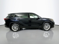 Used 2023  Toyota Highlander Hybrid Limited AWD at Dutro Auto near Zanesville&comma; OH