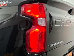 Used 2021  Chevrolet Silverado 1500 4WD Crew Cab 147" LT Trail Boss at Dutro Auto near Zanesville&comma; OH
