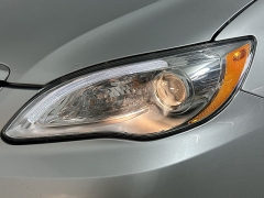Used 2012  Chrysler 200 4d Sedan Limited at Dutro Auto near Zanesville&comma; OH